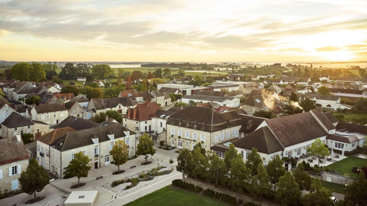 Como Le Montrachet ピュリニィ・モンラッシェ エクステリア 写真