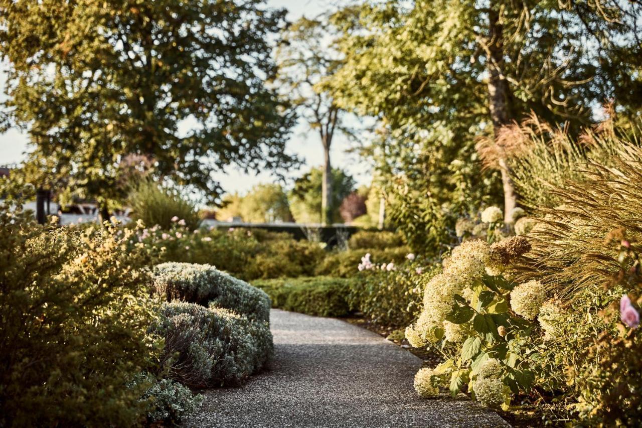 Como Le Montrachet ピュリニィ・モンラッシェ エクステリア 写真