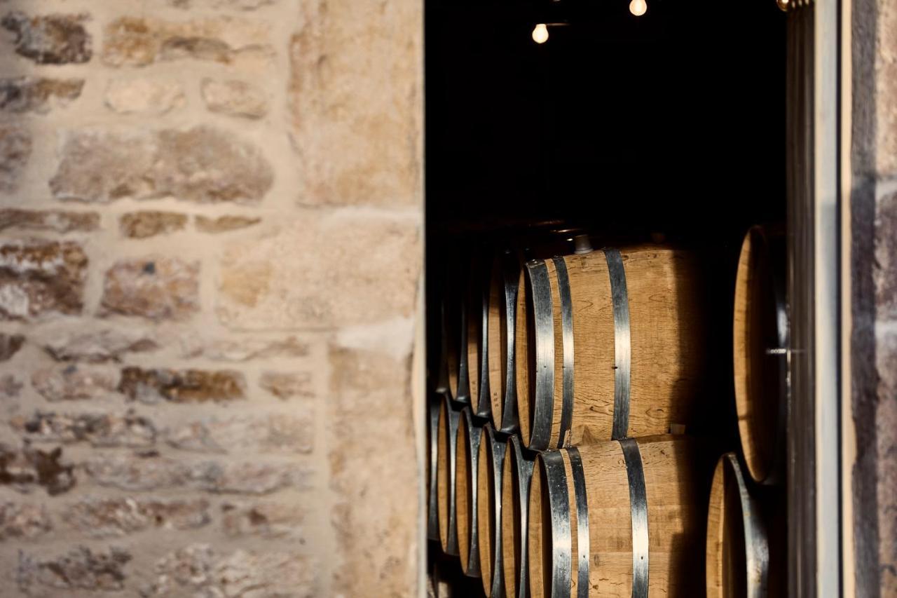 Como Le Montrachet ピュリニィ・モンラッシェ エクステリア 写真