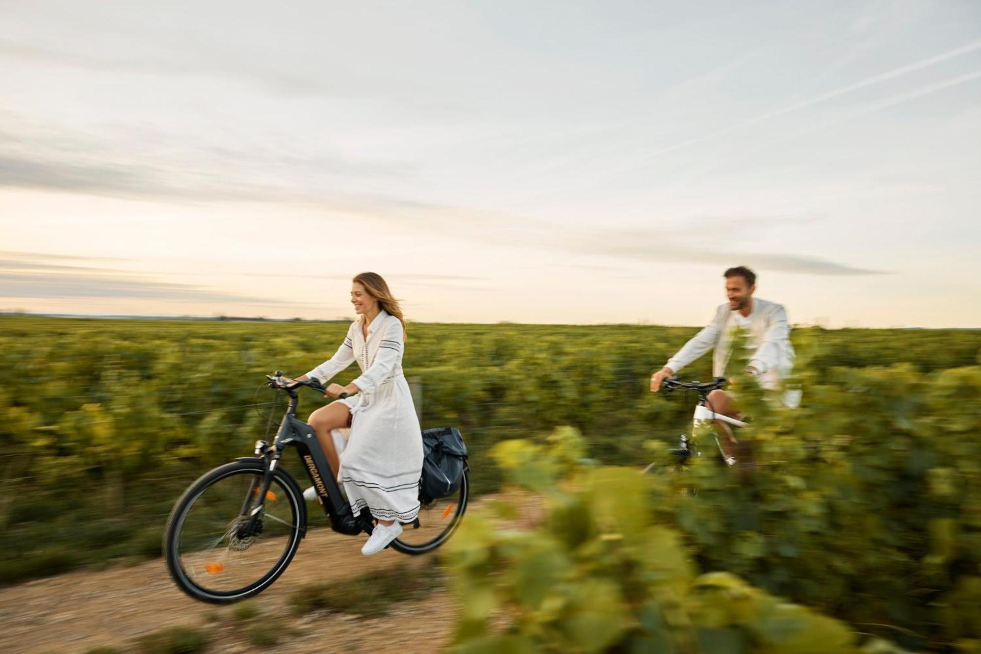 Como Le Montrachet ピュリニィ・モンラッシェ エクステリア 写真